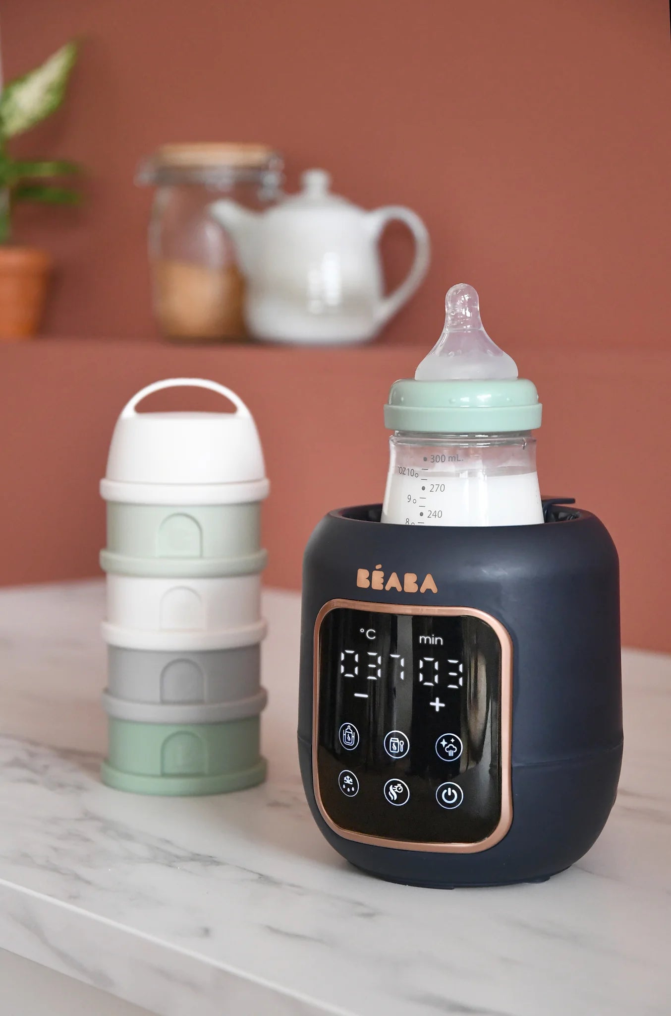 Beaba bottle online warmer comotomo